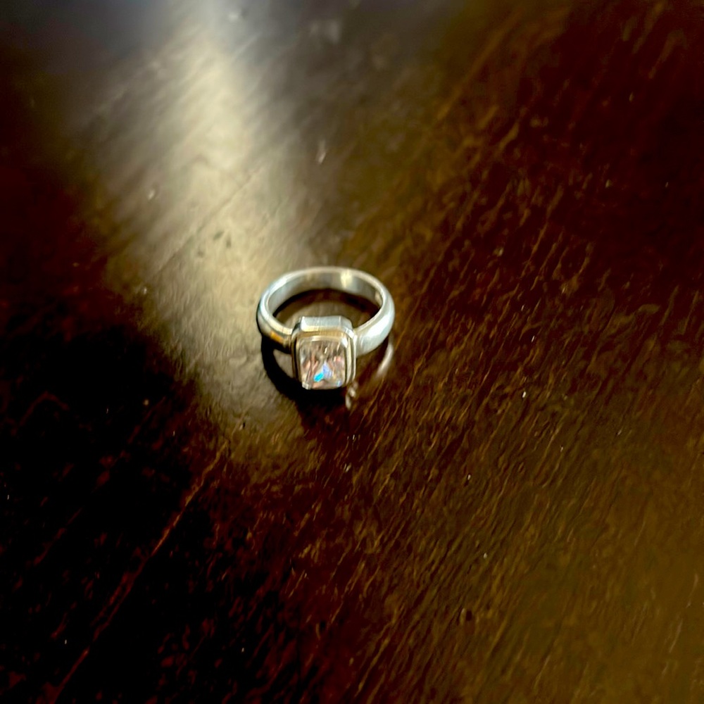 Sterling silver, foe diamond size 6 ring